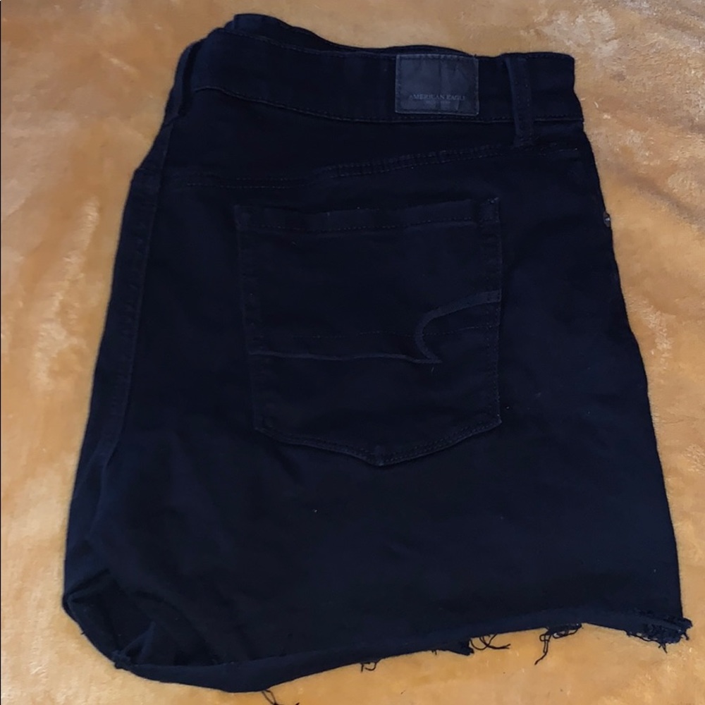 BLACK AMERICAN EAGLE SHORTS